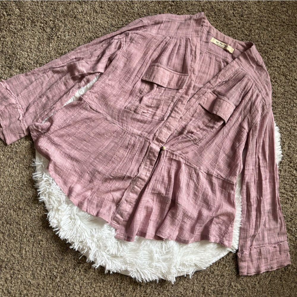 Free People We‎ the Free Top Gauzy Single Button Front Lightweight Airy Large